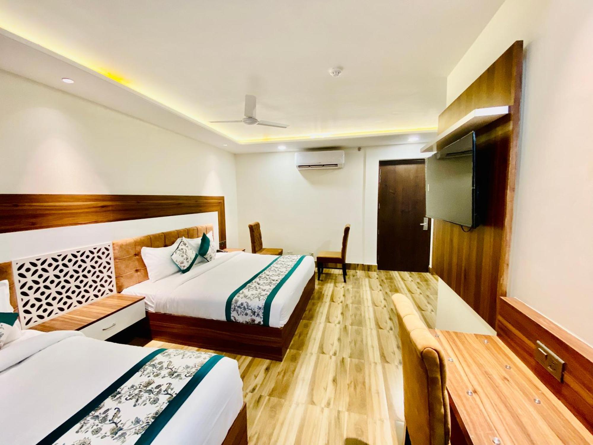 Hotel White House 350 Mtr From Golden Temple Amritsar Eksteriør billede