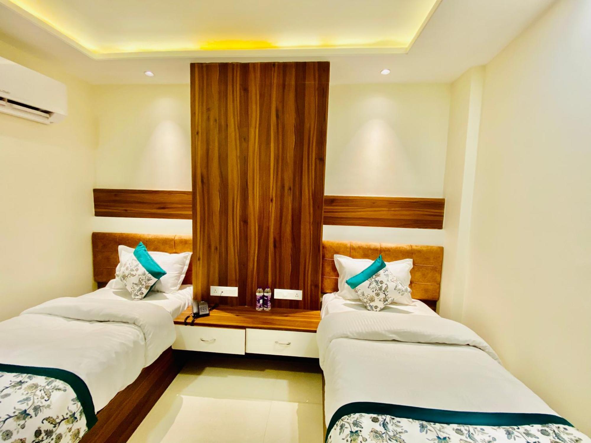 Hotel White House 350 Mtr From Golden Temple Amritsar Eksteriør billede