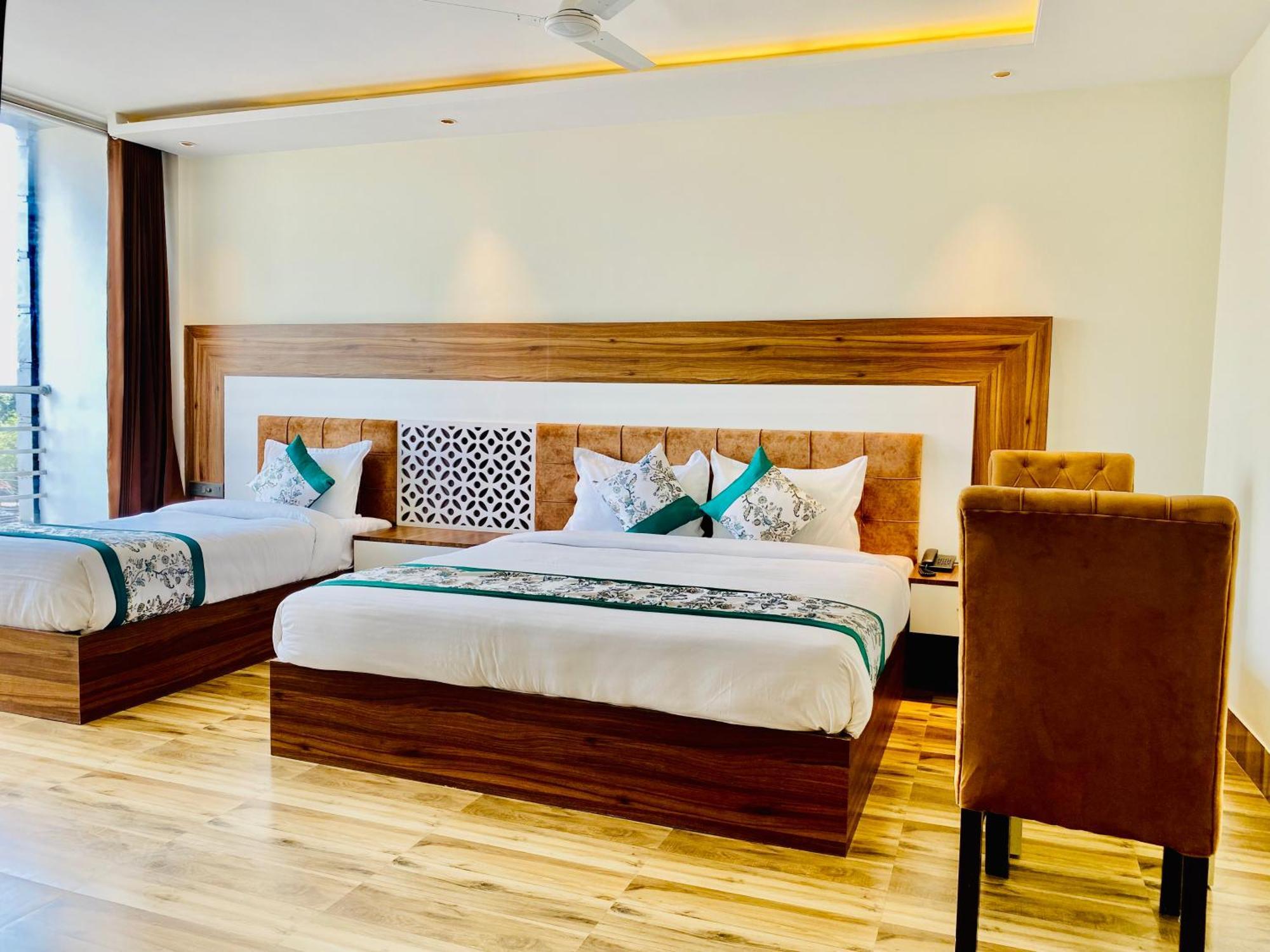 Hotel White House 350 Mtr From Golden Temple Amritsar Eksteriør billede
