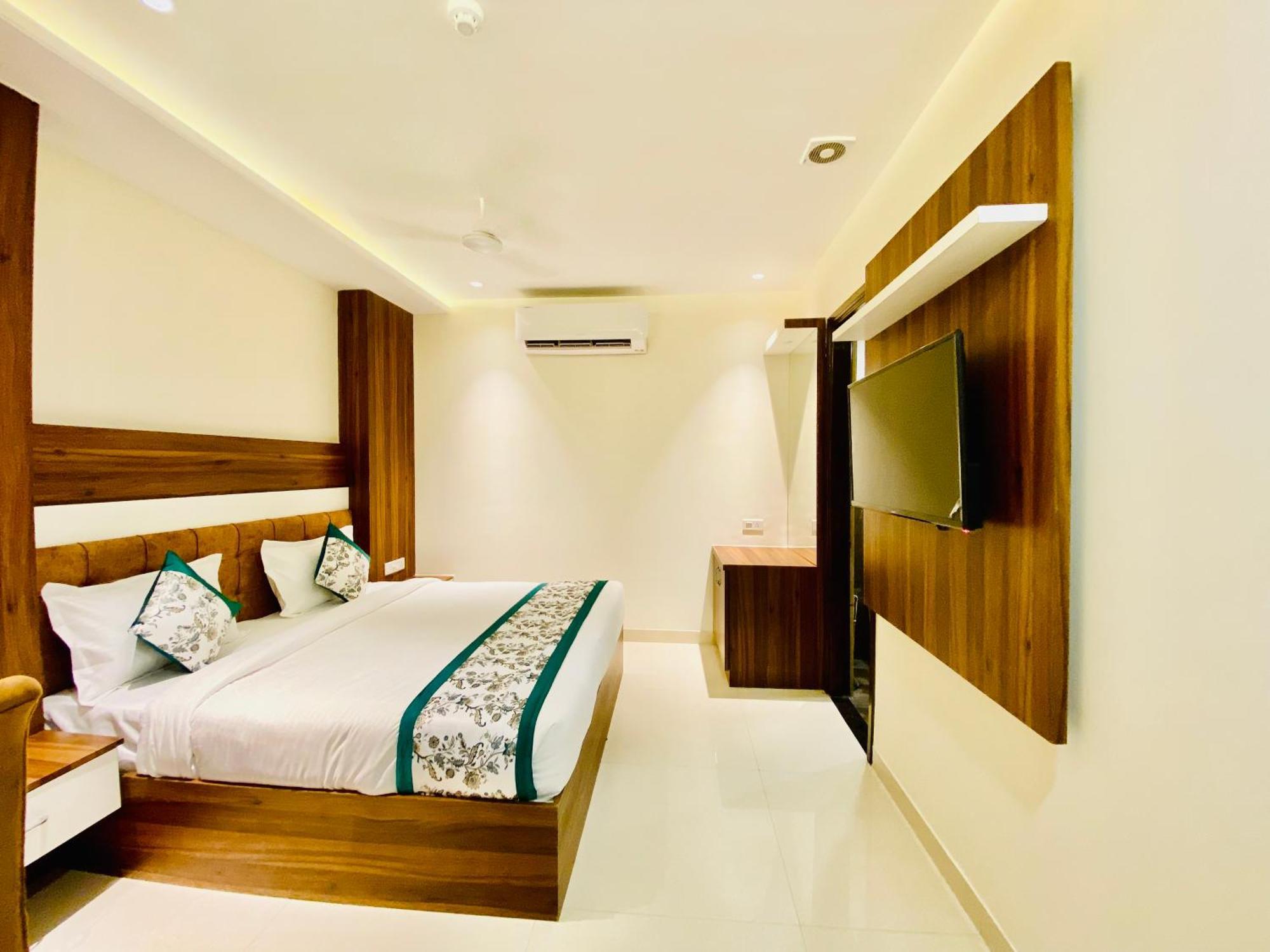 Hotel White House 350 Mtr From Golden Temple Amritsar Eksteriør billede